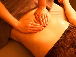 腸もみ30分　¥2,800