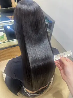 【オススメセットメニュー🍓】水光艶カラー×6STEPリプタートリートメント💧✨内側から潤うツヤ髪へ💡´-