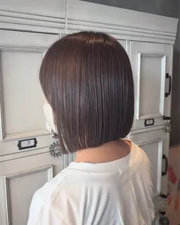 【お手軽コース】レディースカット+リタッチカラー+ケアトリートメント✨