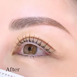 《まつ毛ケアできるパーマ》アミノケアラッシュリフト(上)