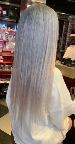 ダブルカラー（ブリーチ+カラー）×エクステ