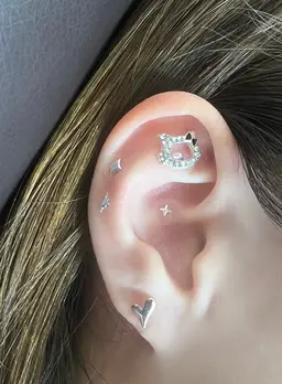 頭皮マッサージ+耳つぼジュエリー10個💎東京SBG認定講師担当¥5000→¥3880