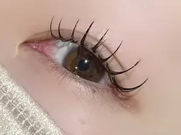 ナチュラル❣️束感まつ毛にしたい方🇰🇷🩶フラットラッシュ 100本【オフなし】