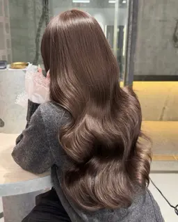 🩵撮影OKな方のみ🩵(顔🆖でもOK)艶カラー+1stepトリートメント🪞🫧