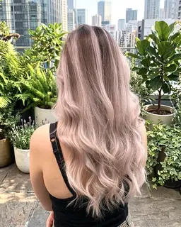 〔🌿ハイライトとグラデーションが一緒になったメニュー🌿〕バレイヤージュカラー(ブリーチ込み)&ナノスチームTR