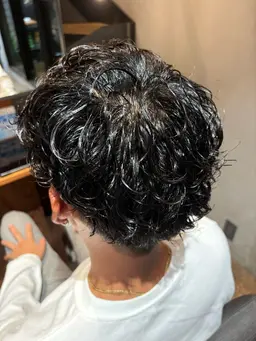 🌀🌀 カット＋デザインパーマ  ¥8,800  レディーススパイラルパーマは＋¥1,500頂いております🙇‍♀️