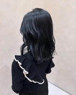 【ミニモ限定】ブリーチなし透明感カラー＋小顔レイヤーカット（ケアTr付）