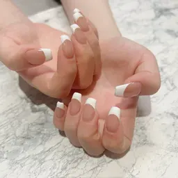 3-4月限定🧦【オフなし/あり】フレンチネイル✨クリアベース