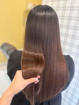 《ミニモ限定》ダメージ修復も同時に出来る🆕高濃度水素髪質改善トリートメント※カットなし