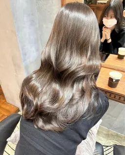 【❣️カラーのみ❣️】髪質改善生カラー✨️＋1STEPトリートメント🫧 カラートリートメントのランクアップも相談可⭕️