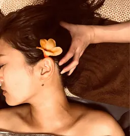 【スワイコース:70分】炭酸ヘッドスパ+フェイス+首肩＋デコルテ＋腕withオイル