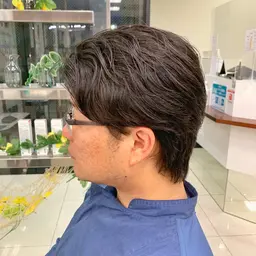 【思い通りのシルエットを創る】ダウンパーマ+カット