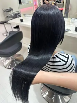 【📣ミニモ学割就活生応援キャンペーン🔥】黒染めも🆗ブリーチで落とせる黒染めに変更の場合+1500円🉑‼️