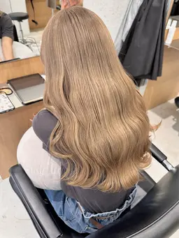 ダブルカラー(ブリーチ×クロマティックカラー)