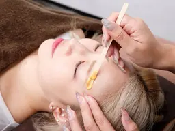 【眉周り】Wax脱毛のみ✨