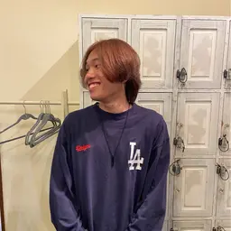 【ブリーチリタッチ】根元のブリーチ＋全頭オンカラー