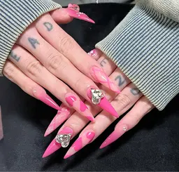 チップスカルプ】TOP持ち込みやり放題、豪華無限制パーツつけ放題☆17980円