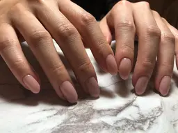 オフ込みシンプルネイル