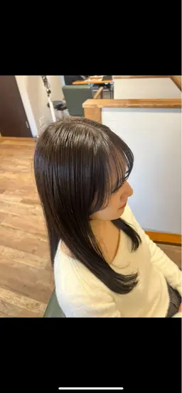 【うねり解消】✨お顔周り縮毛矯正orストレート➕潤艶トリートメント✨(炭酸シャンプー、ブロー付き)