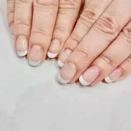 フレンチ★ケアオフ込み料金です。（パーツなど別料金）※フィルイン施術