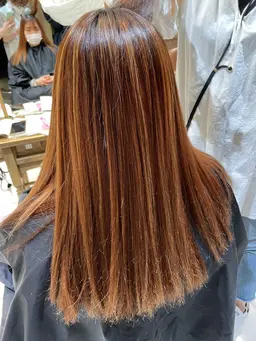 【1日2名限定‼️】強い癖っ毛を抑える‼️くせが無くなる美髪縮毛矯正＋髪質改善トリートメント