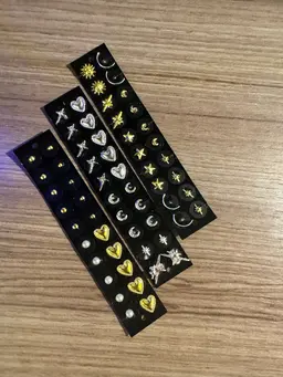 耳ツボジュエリー👂🏻💎🎀身体のお悩みに合わせてツボを刺激します！選べるパーツ5粒＋チタン粒5粒の合わせて10粒