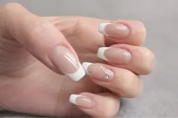 【オフ込】フレンチネイル