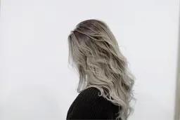 新規限定!!【これであなたも外国人】ブリーチオンカラー✨バレイヤージュでグラデーション!トリートメントカラー剤で艶髪!