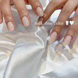 ワンカラー🎀🤍