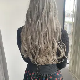 🌈U24限定🌟2回ブリーチ&カラー+最高級Aujuaトリートメント🌟#トリプルカラー#リタッチ