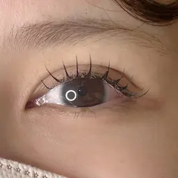 LEDマツエク【フラットラッシュ120本までつけ放題】11/30まで限定でアイシャンプーつき(初回のみ他店オフ無料)