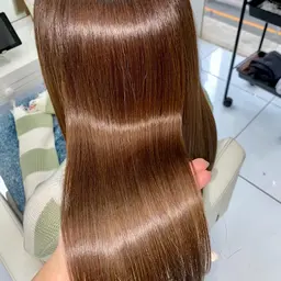 【簡易メンテナンスコース】メンテナンスカット＋サイエンスアクアor ウルトワを配合させた髪質改善カラー