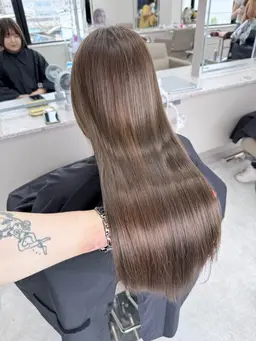 髪質改善ストレート×トリートメント（ブリーチ毛不可）¥2,0900