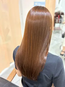 ☁️似合わせカット＋縮毛矯正+Aujuaケア☁️