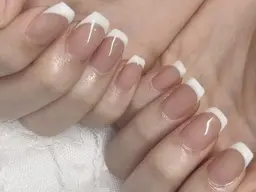 《期間限定1日1名様》オフ無し限定🌟白フレンチネイル