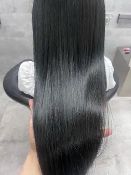 ⚠️限定⚠️🌿縮毛矯正🌿うねりが弱い場合、キャンセルになる場合がございます。確認後予約確定と致します🙇‍♀️