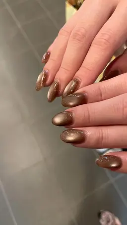 マグネットネイル、フラッシュネイル