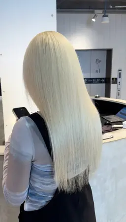 黒染め落とし　✨ハイブリーチ✨＋ケアトリートメント