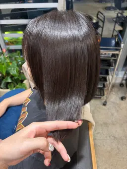 カット＋縮毛矯正 ＋トリートメント🚿(ストレートパーマ🉑)