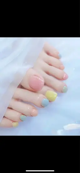 フットネイルオフ無料