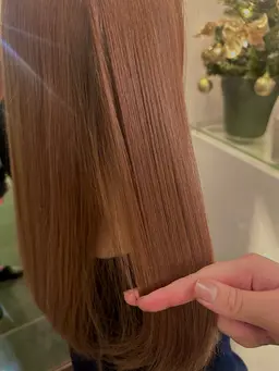 カラーだけで可愛くなれる🥳❣️  『平日限定』  透ける艶めきcolor + 色持ち泡のtreatment付き❤︎