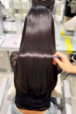 【 ミニモ限定✨特別価格 】 カット＋縮毛矯正ストレート（髪質改善）