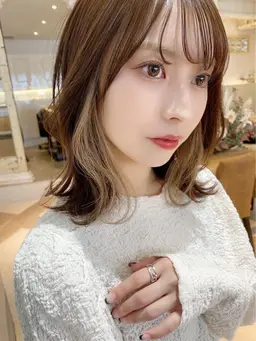 💎インナーカラー💎(ブリーチ＋全体カラー）＋補修トリートメント🌈（ブリーチ2回は＋3000円）