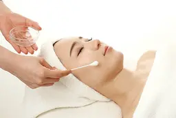 白玉芸能人ピーリング