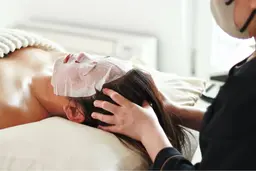 【脳疲労リセット】首・肩・ヘッド＋深層リンパ90分 ¥18,000 → ¥12,000