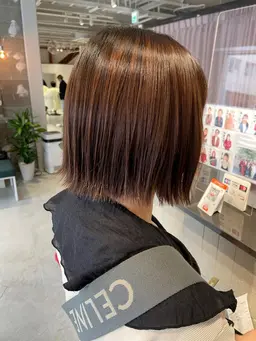 小顔似合わせカット＋うる艶韓国風カラー🐬