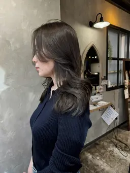 ‎🤍今話題の艶髪必見🤍ホリスティックイルミナorアディクシーカラー➕極潤卵殻トリートメント