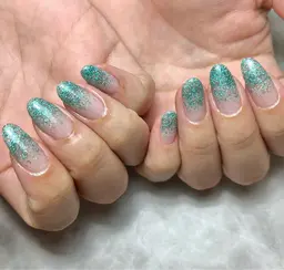 チップ長さ出し10本➕クリア・ラメグラデーション オフ無し カラー2色。（ストーン5粒まで無料・シール込み）