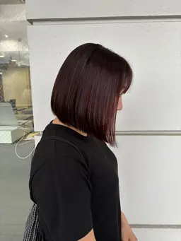 【成人式後限定クーポン🔥】イメチェンカット＋暗色カラー＋ダメージケアトリートメント付