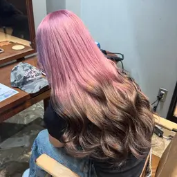 🩷【グラデーションorアンブレラカラー】🩵デザインブリーチカラー+トリートメント